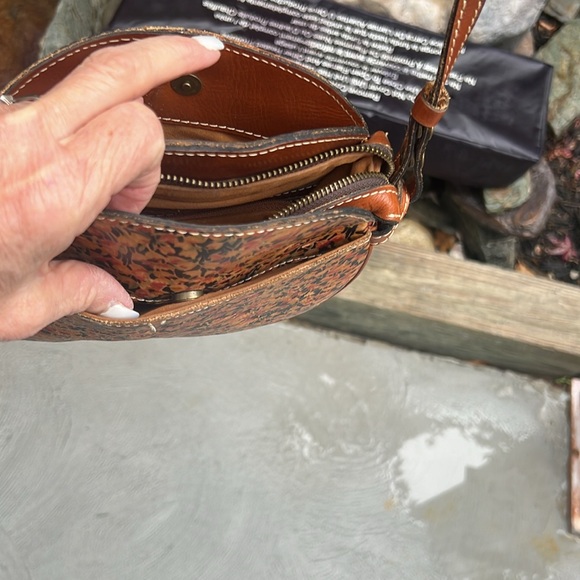 Patricia Nash Crossbody - Picture 3 of 10